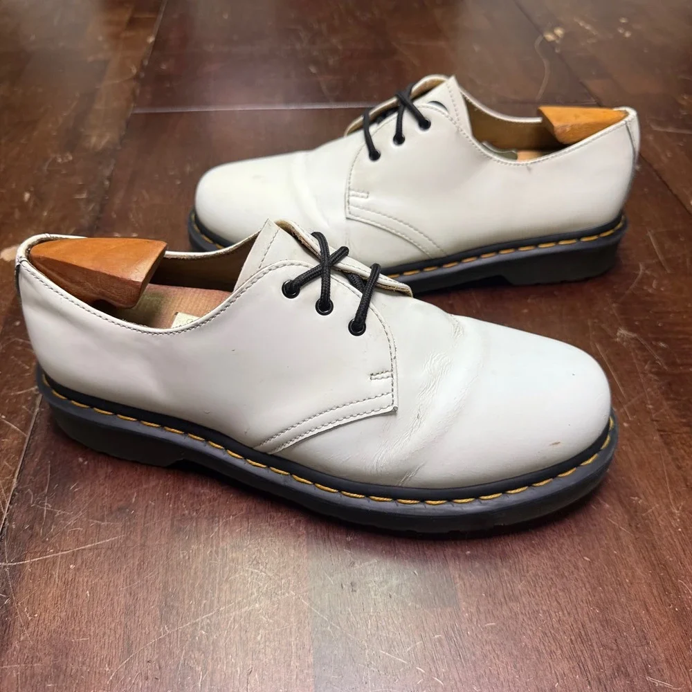 Dr. Martens 1461 Oxford Derby Mens 9 Womens 10 White Smooth Leather 3-Eye Shoes